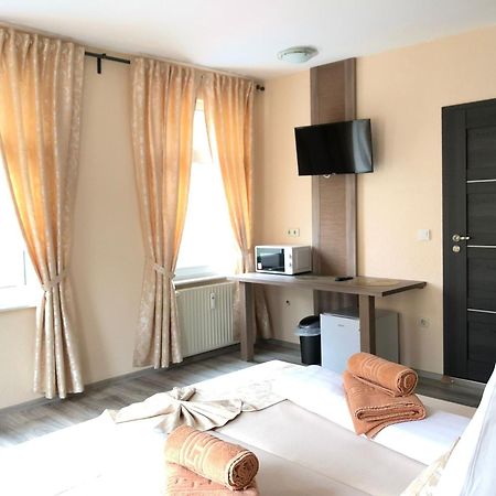 Hotel Goldenesvogtland Adorf Eksteriør billede