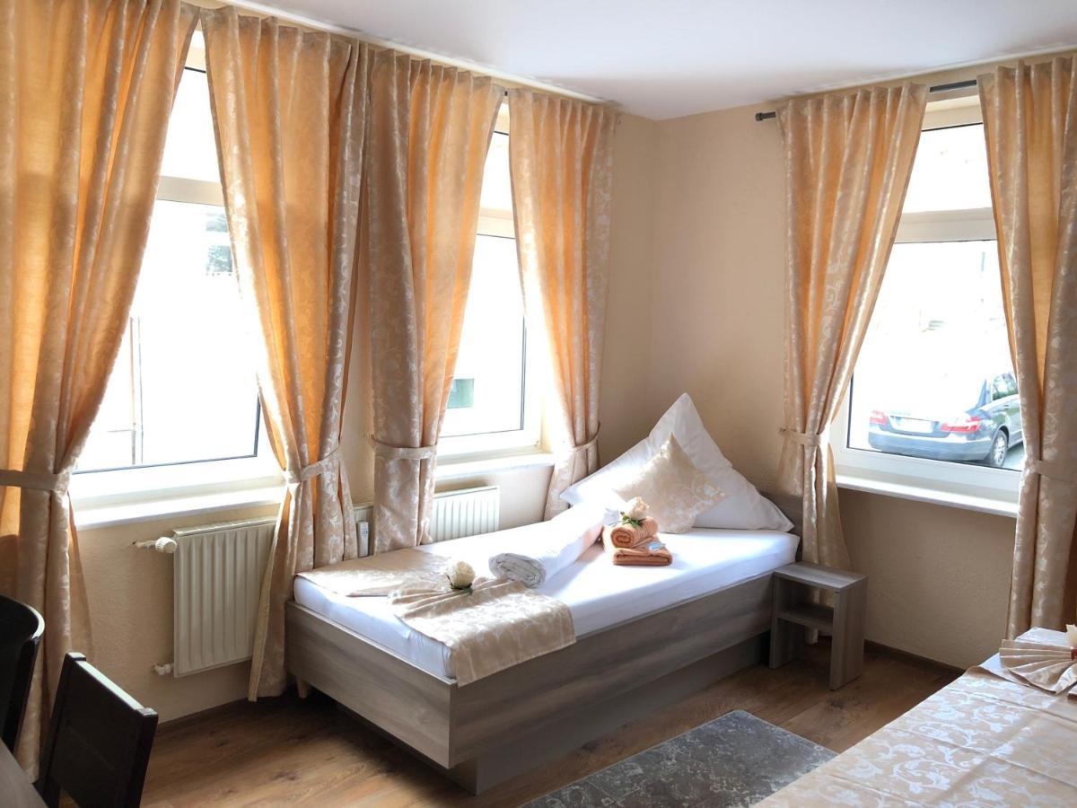 Hotel Goldenesvogtland Adorf Eksteriør billede