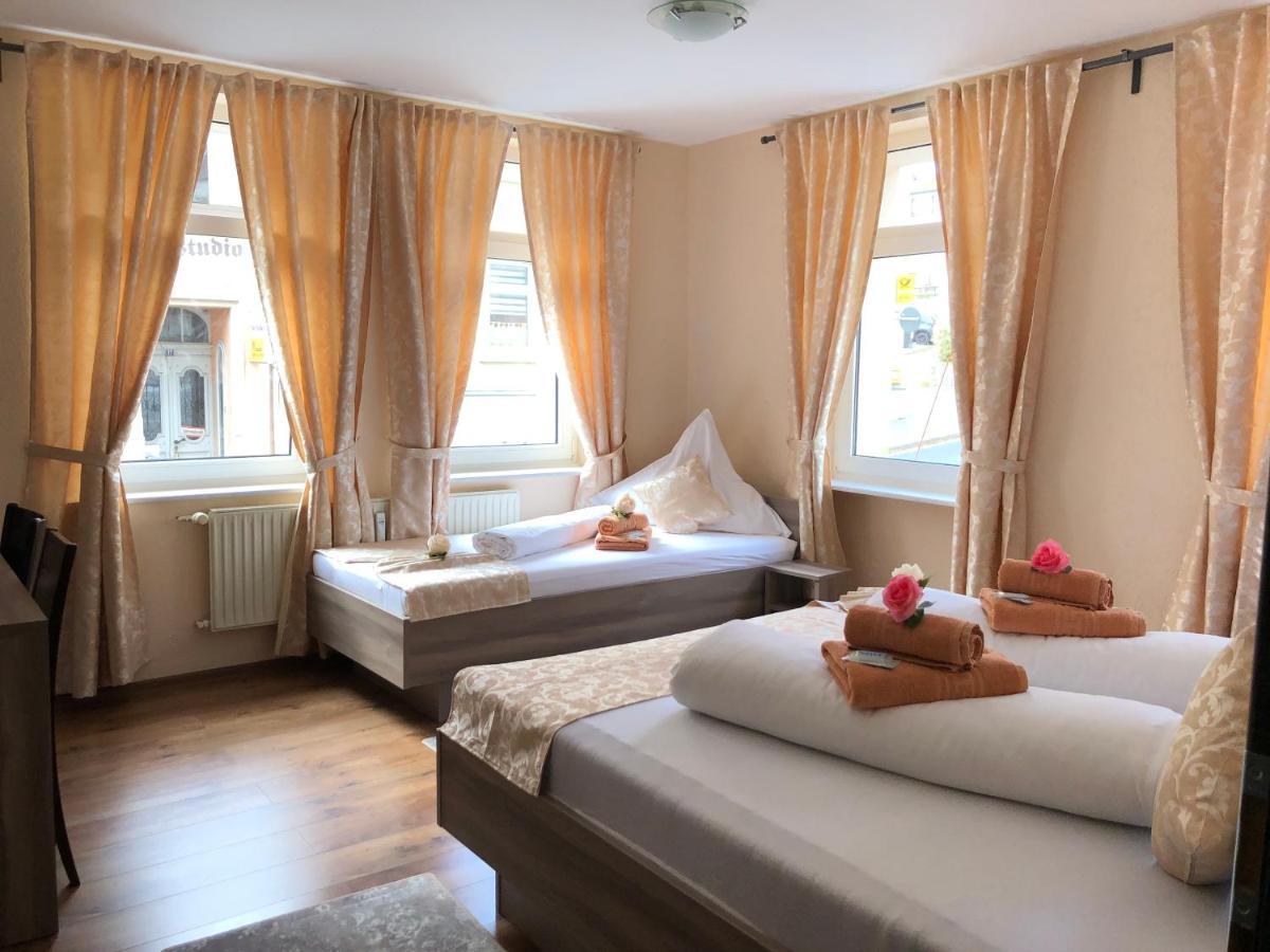 Hotel Goldenesvogtland Adorf Eksteriør billede